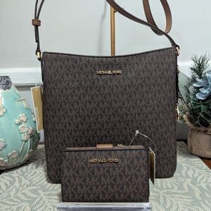 Sold Sold Out Michael Kors Jet Set Matching Combo Set In Brown Acorn Super Sale